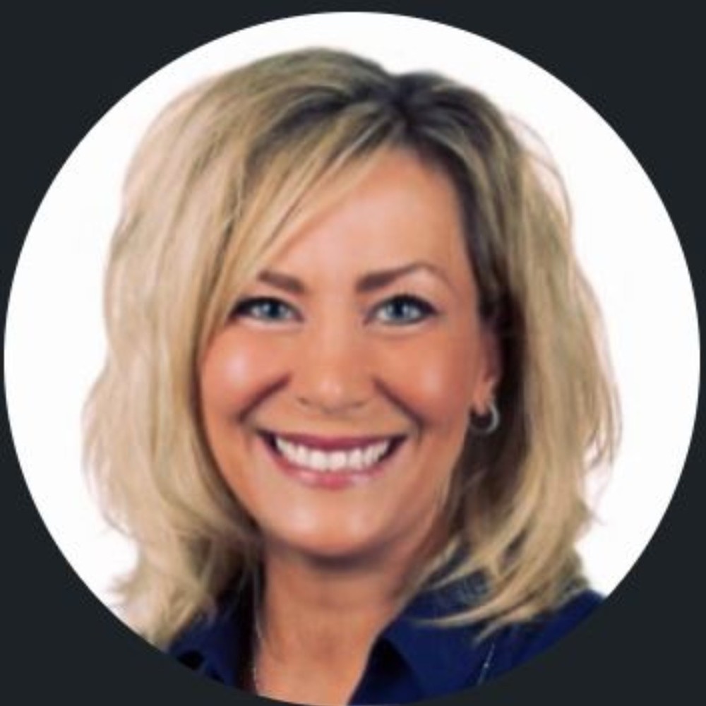 Meet your Posher, Deborah